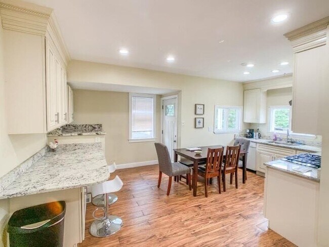 Photo - 50 Gardner St