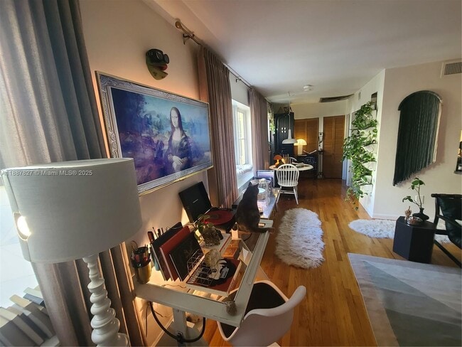 Photo - 1308 Drexel Ave Unit 206