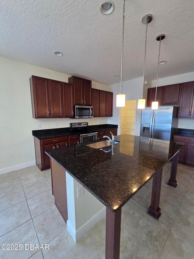 Photo - 5435 Estero Loop