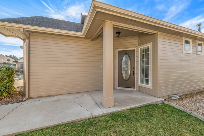 Photo - 911 N Scottish St