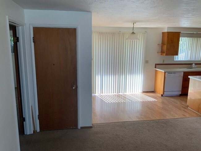 Photo - 2 Bedroom Duplex in Cal Young Neighborhood