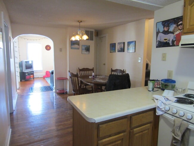 Photo - 1320 Vermont St