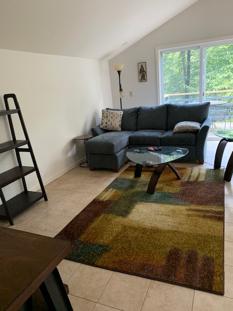 Photo - 1850 Yellowhammer Xing Unit A