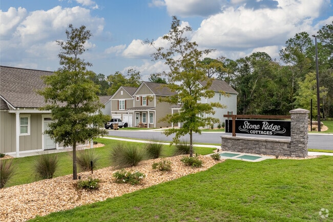 Stone Ridge Cottages - Signage