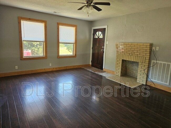 Photo - 775 Asheville Hwy