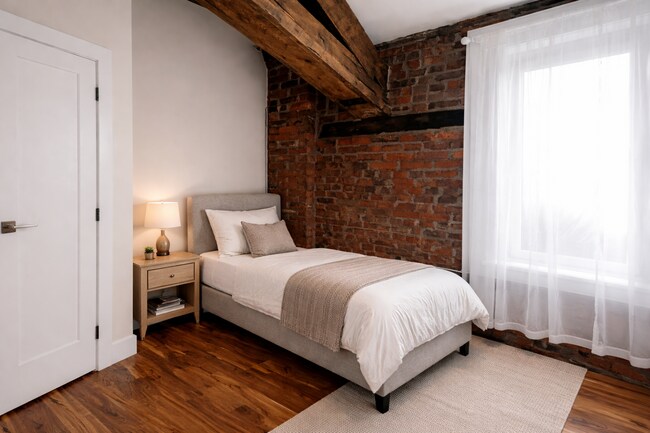 Photo - 85 King St E Unité 403