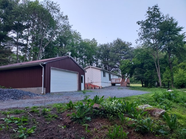 Building Photo - 370 Summer Hill Rd Rental