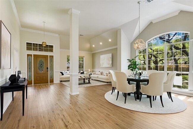 Photo - 10030 Estancia Ln