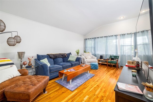 Photo - 270 W Hudson St Apartment Unit Upper
