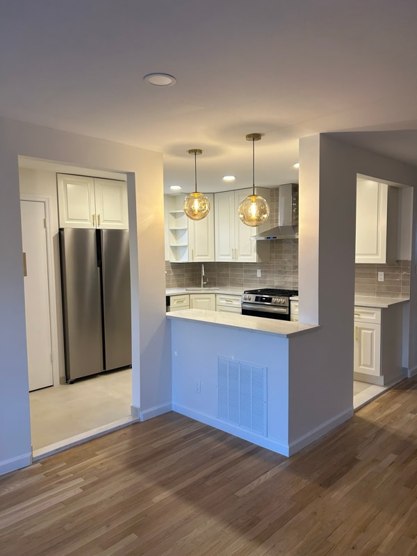 Photo - 2731 E 65th St