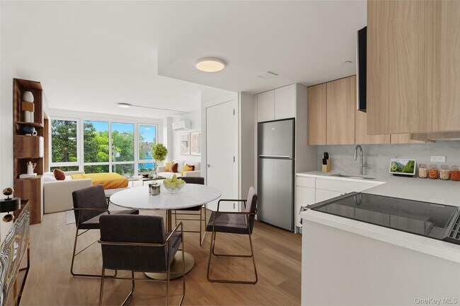 Building Photo - 10 Lyon Pl Unit 104/1E