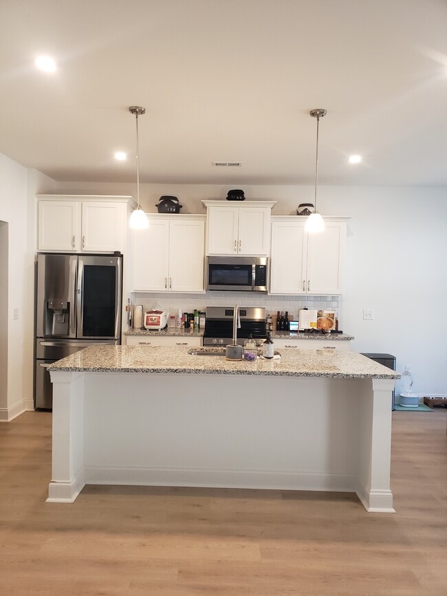 Photo - 500 Burgundy Dr