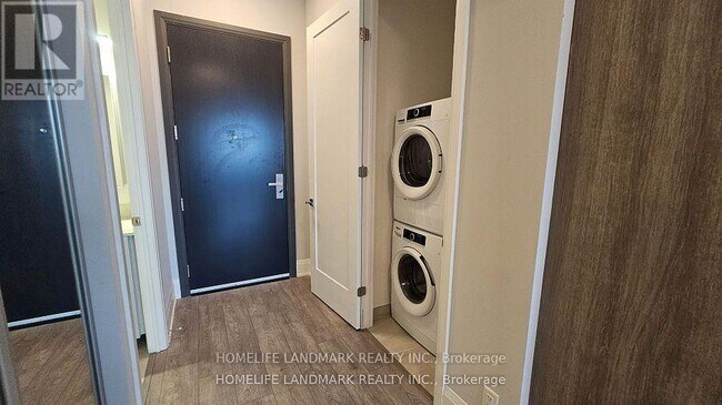 Photo - 38 Water Walk Dr Unité Ph08