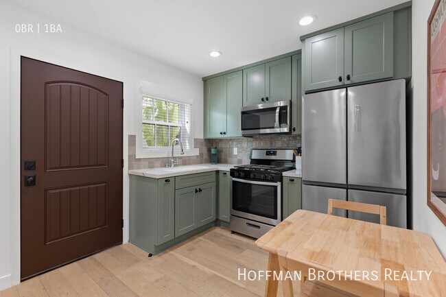 Photo - 1020 - 1024 Carol Dr West Hollywood, CA 90069 Unidad A