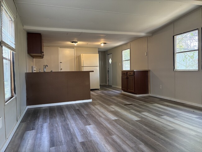 Building Photo - 3106 Orchard Dr