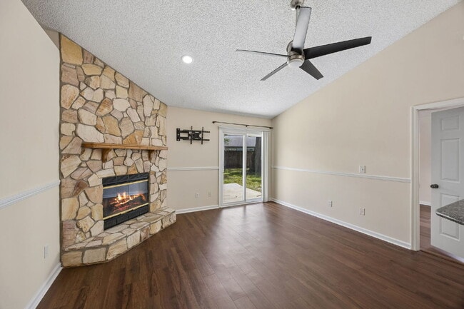 Photo - 3/2 Updates Galore! Move-In Ready with Granite Kitchen, Remodeled Baths & Private Backyard