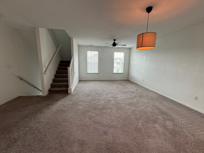 Photo - 1664 Beckenham Wy