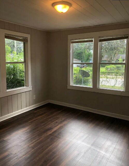 Photo - 2523 Hiland St