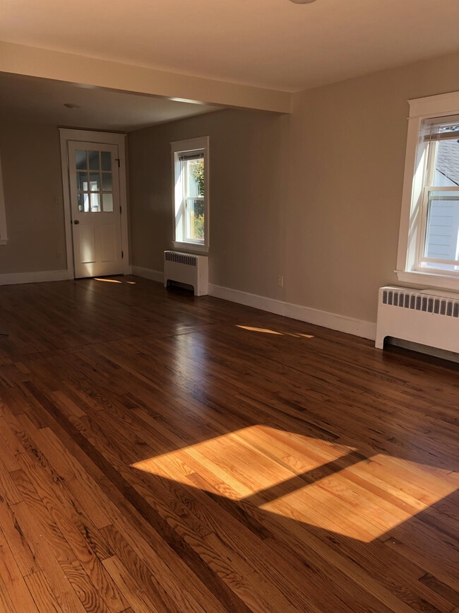 121 Wellington Rd