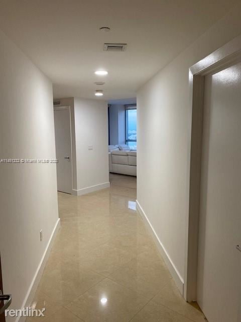 Photo - 2 br, 2.5 bath Condo - 1060 Brickell Ave A... Unidad Apt 4001