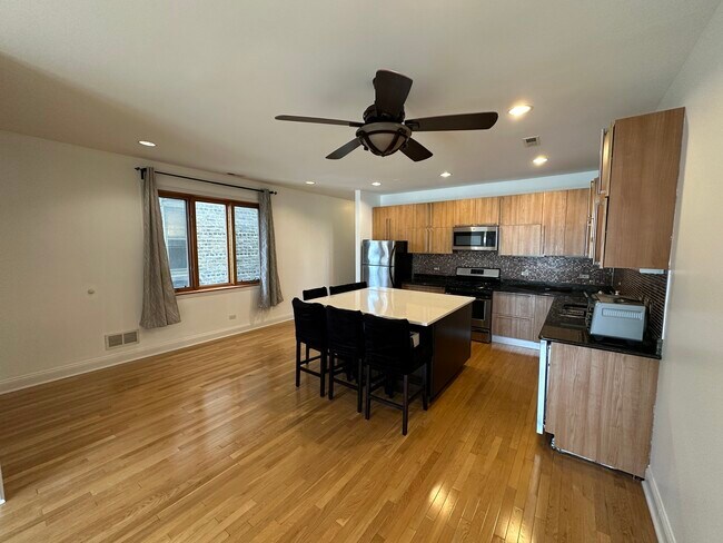 Photo - 2256 N Kimball Ave Unit 2