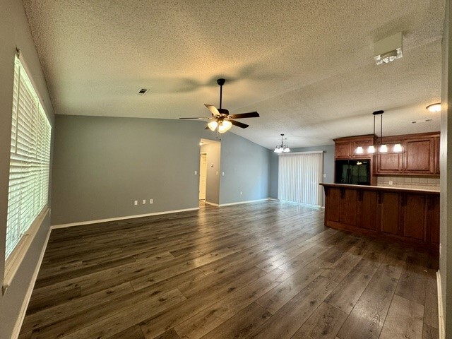 Photo - 13135 Pleasant Hill Rd