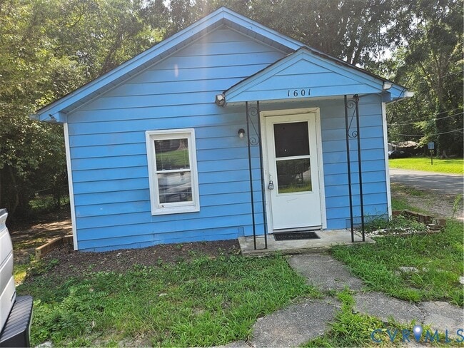 Building Photo - 1601 Byron St