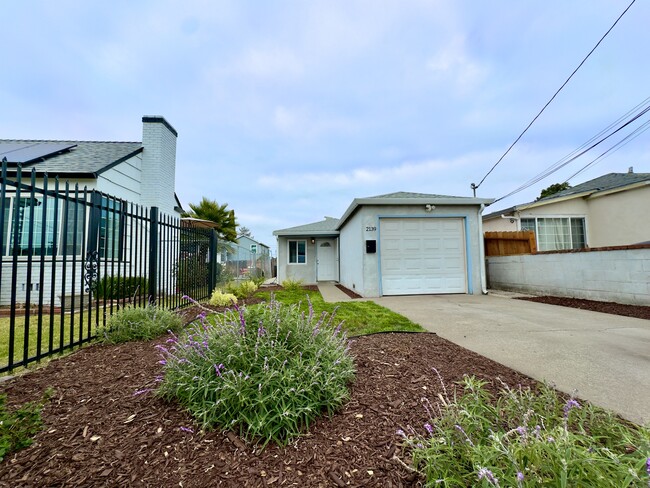 2139 103rd Ave