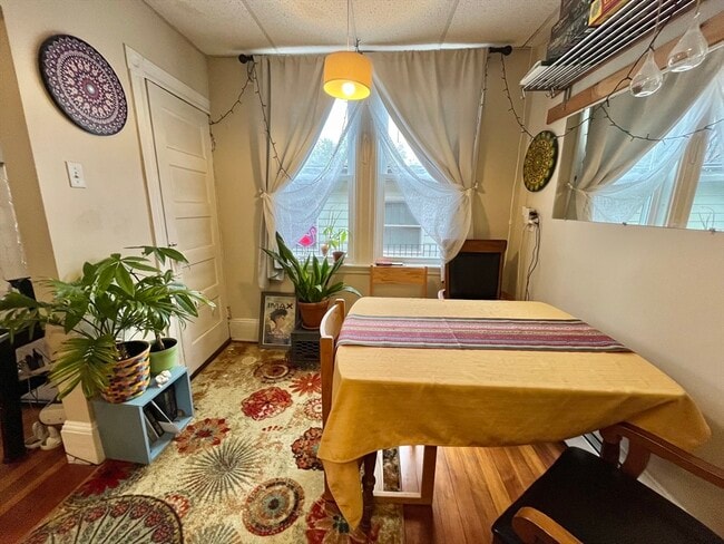 Photo - 230 Hurley St Unit 3