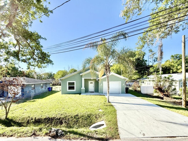 Photo - 242 Petteway Dr