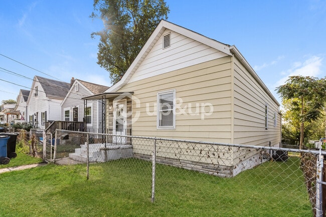 Photo - Fantastic 2bd/1ba home! Coming soon!