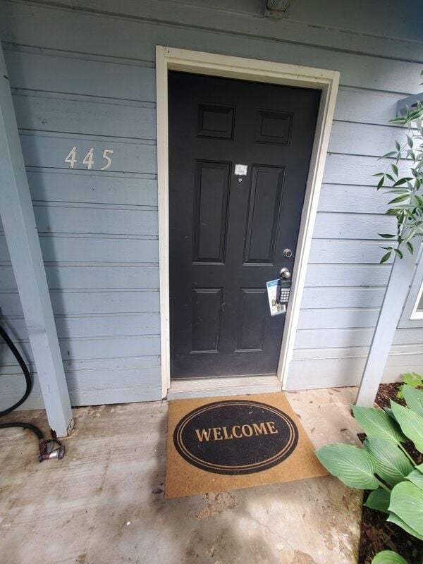 Photo - 445 Senate St NW