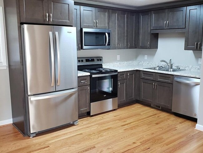 Photo - 2728 Hamp Stone Rd