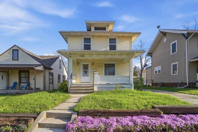 Photo - 1033 Forest Ave