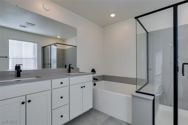 Photo - 3723 Trancoso Ave