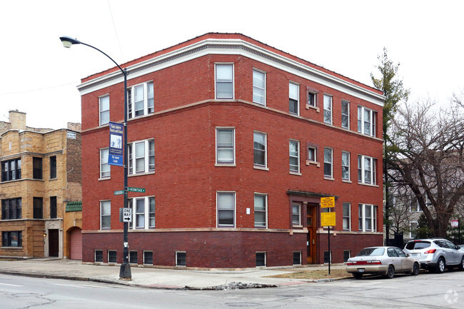 Building Photo - 3600-3602 North Hermitage Avenue Unit 3600-1 Rental
