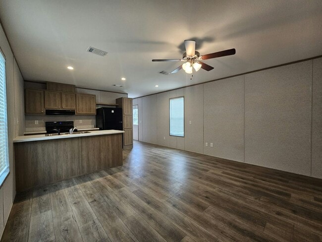 Photo - 509 Lehigh Ct