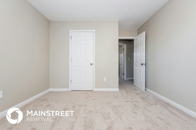 Photo - 1005 Maria Dr