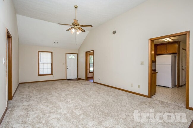 Photo - 30 Blackberry Ln