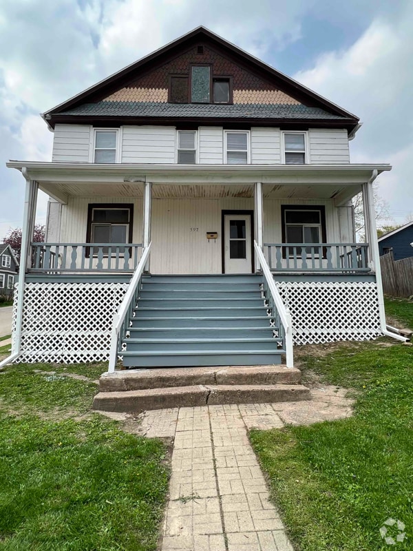 Building Photo - 597 Jefferson St Rental