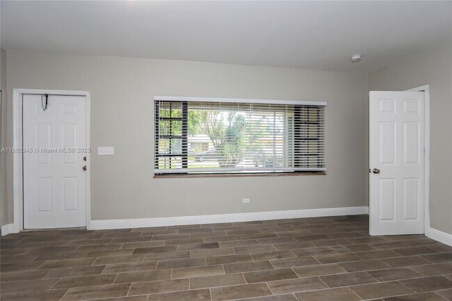 Photo - 1041 NW 136th St