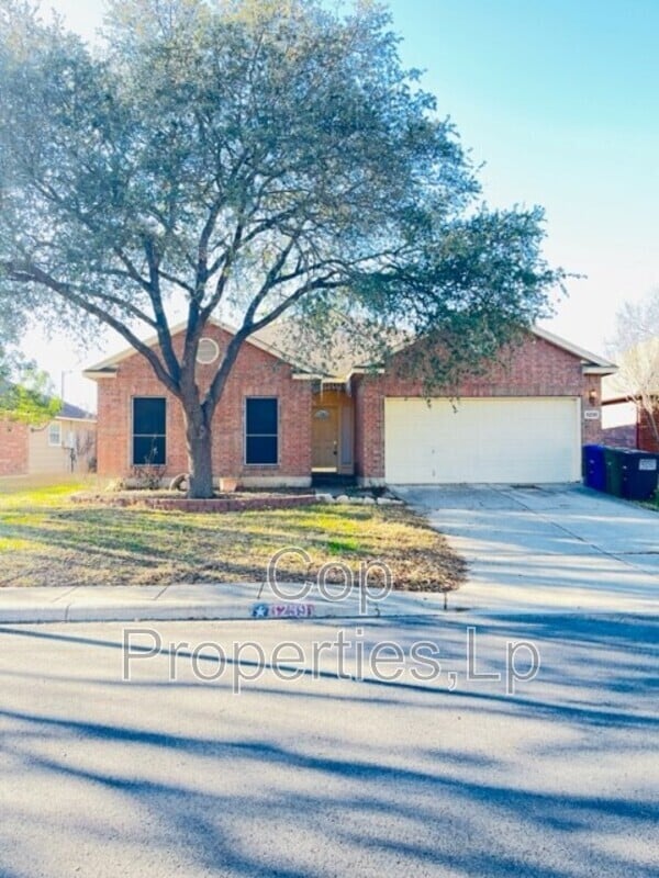 Building Photo - 6239 Parkland Oaks Dr Rental