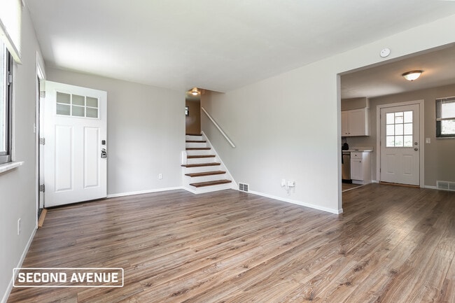 Photo - 138 College Park Dr