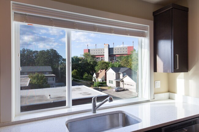 Photo - 880 Grove SW St Unit 103