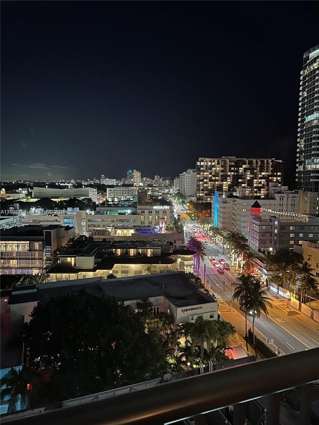 Photo - 1800 Collins Ave Unidad 15B