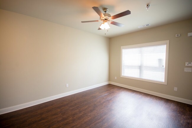 Photo - 232 Epps Bridge Rd