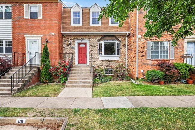 Building Photo - 5508 Maplefield Pl