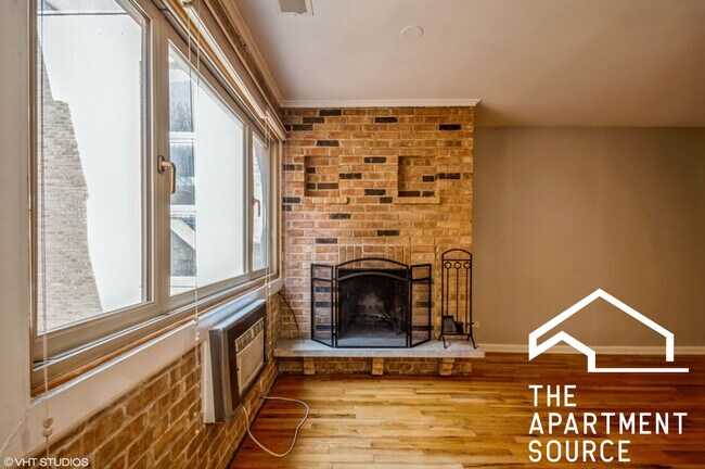 Photo - 665 W Melrose St Unit E