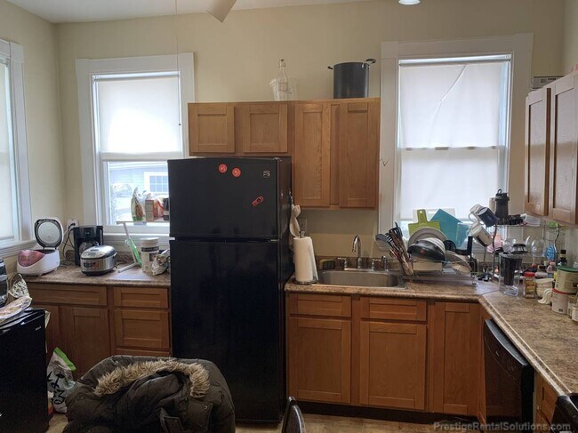 Photo - 19 Braemore Rd Unit 1
