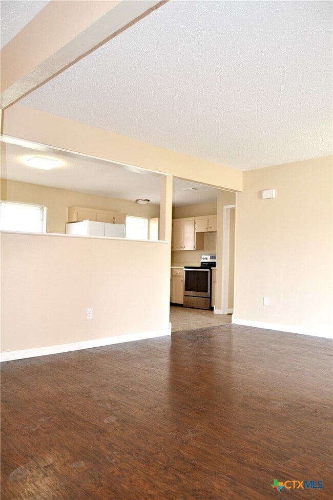 Photo - 1501 Bluffdale St